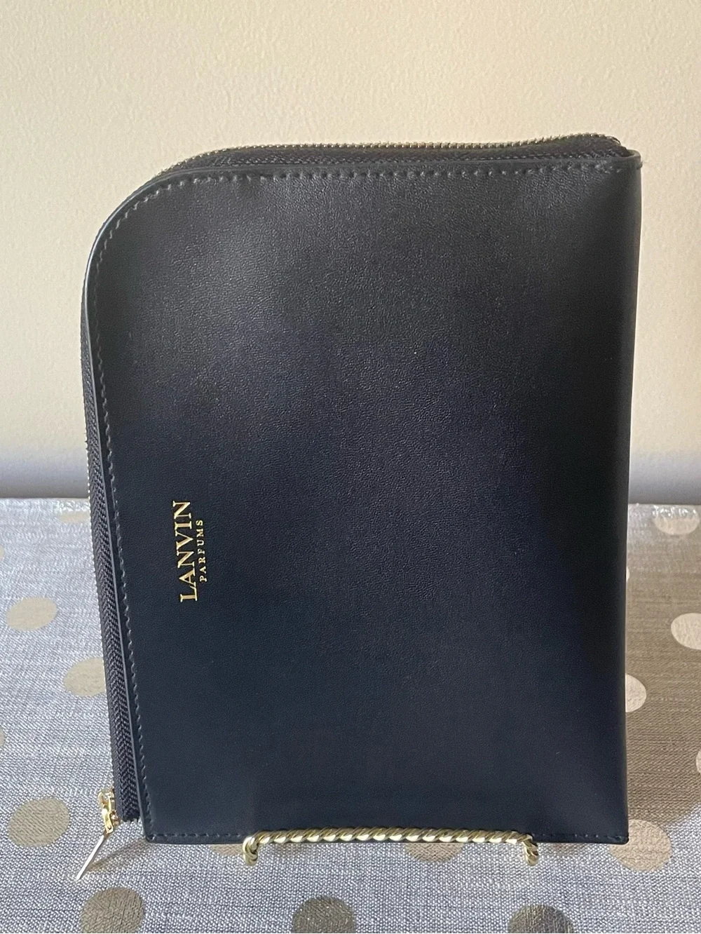 “Lavin” Black Pouch